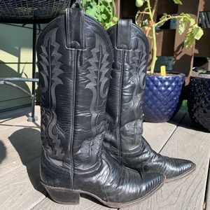 Black cowboy/girl boots